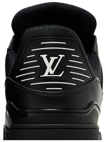 Louis Vuitton Trainer 'Embossed Monogram - Black'