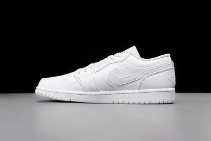 Jordan unisex-adult Air Jordan 1 Low Shoes